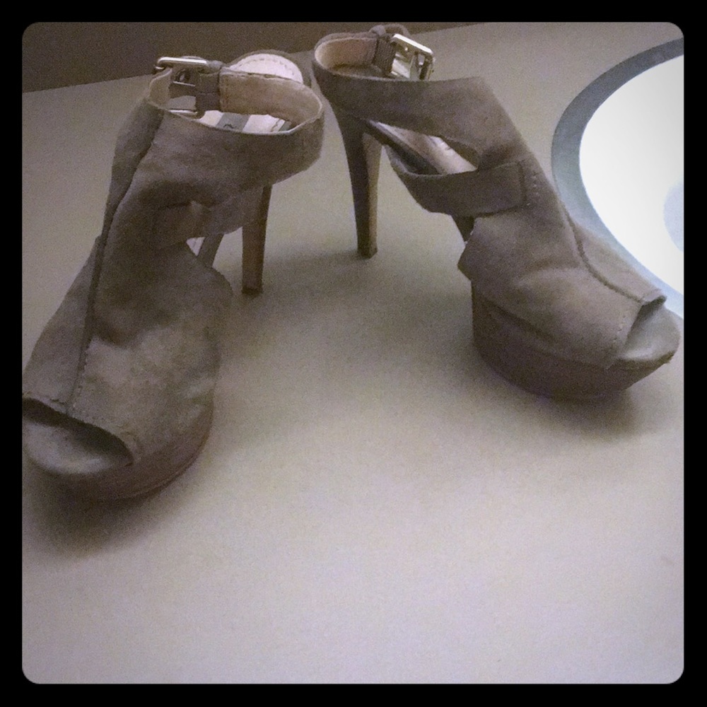 Brown suede heels 6 inches